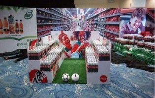 COKE FIFA WOW DISPLAY — 2